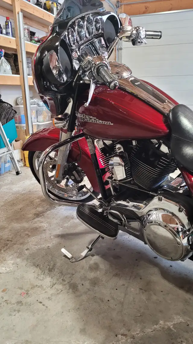 2016 Harley Davidson Street Glide Special in Street, Cruisers & Choppers in Winnipeg - Image 3