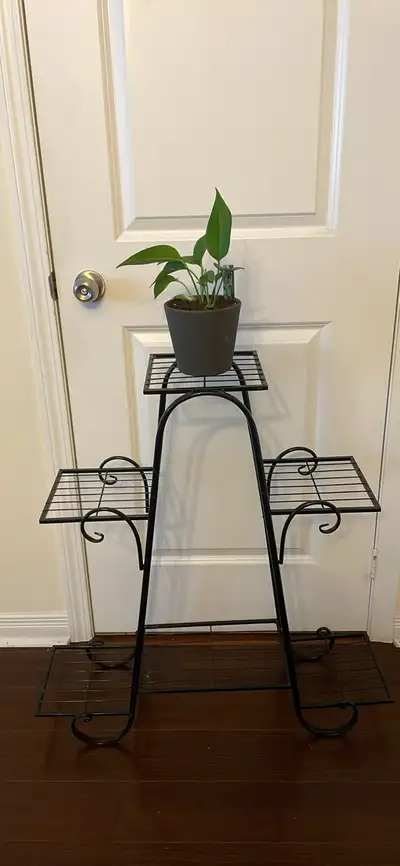 Metal Plant Stand like new, View more