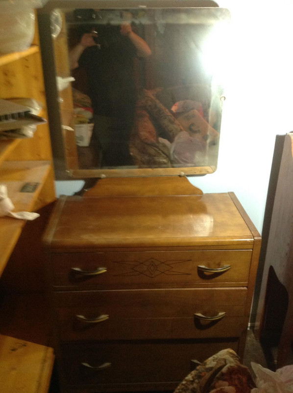 Antique Dresser with Mirror in Dressers & Wardrobes in Windsor Region