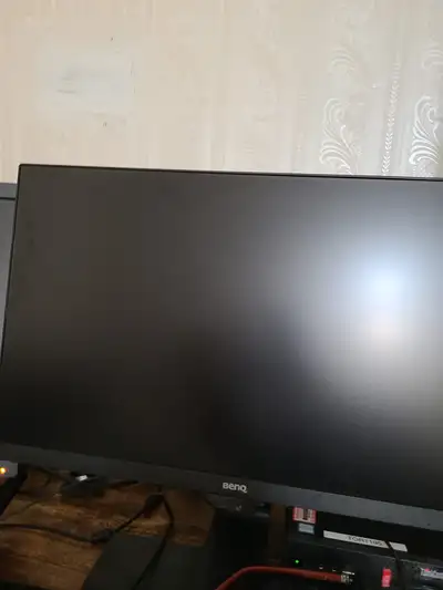 Selling this monitor as I no longer need it. Monitor is excellent and has modes to ease eye strain i...