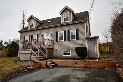 1 bedroom in a shared house available. Located in a very quiet neighbourhood of Lower Sackville. Str...
