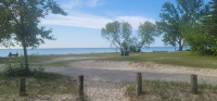 Wasaga Beach Cozy Private Cottage View of Water