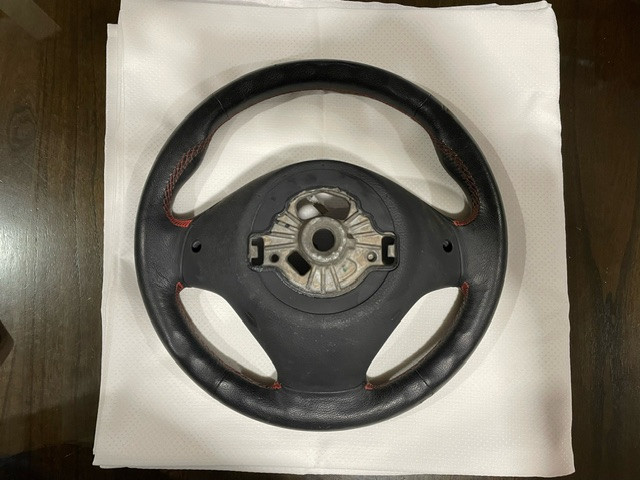 BMW 5 7 Series F10 F11 F01 F02 F07 M Sport Heated Steering Wheel in Other Parts & Accessories in St. Catharines - Image 2