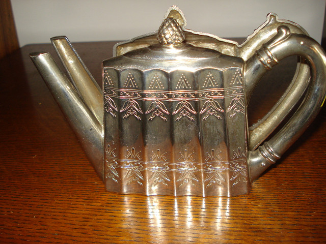 Godinger silver napkin holder . in Arts & Collectibles in Mississauga / Peel Region