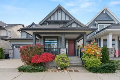 South Surrey 1Bed1Bath Suite for Rent, separate entrance