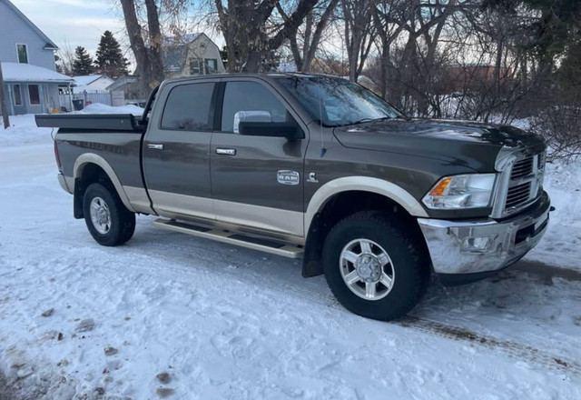 2012 Ram 3500 in Cars & Trucks in Saskatoon - Image 2