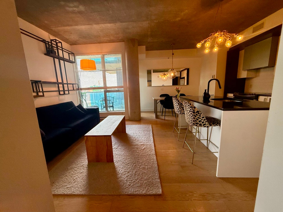 Condo 3 1/2 à louer 3