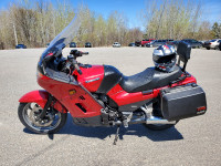 2002 Kawasaki Concours Motorcycle