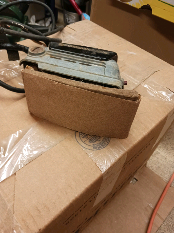 Craftsman Palm-sander in Other in Calgary - Image 3