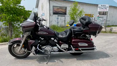 2008 Yamaha Royal Star Venture Only 55,575 kms. Loaded with upper and lower fairing, RAM cellphone h...