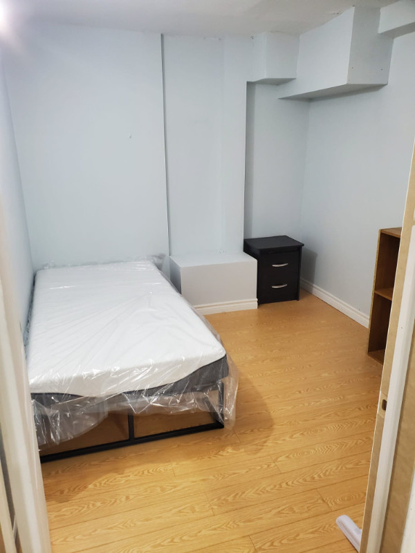 Private Room for rent in brampton near mount pleasant go Room Rentals