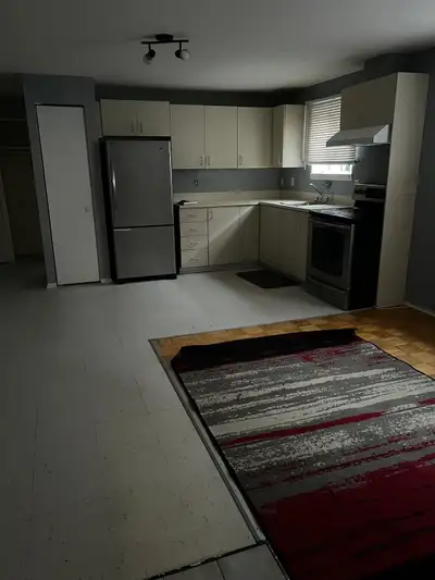 Spacious 41/2 in beautiful Gouin Est