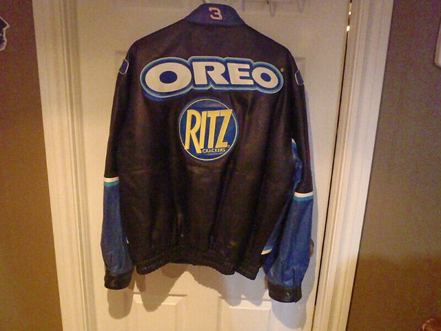 Dale Earnhardt Jr size Large.  New Jacket in Arts & Collectibles in Renfrew - Image 2