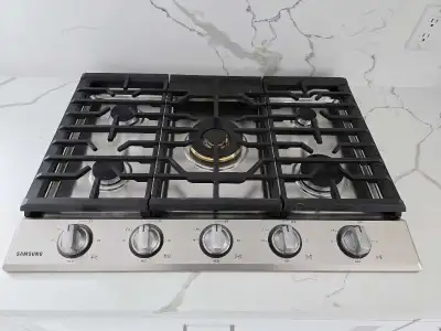 Samsung 30“ 5 burner gas cooktop, View more
