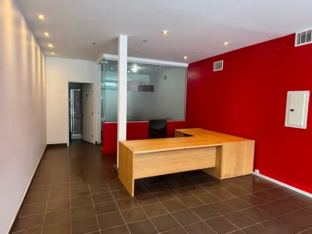 Local commercial - Rue Saint-Hubert, Villeray (Montréal)