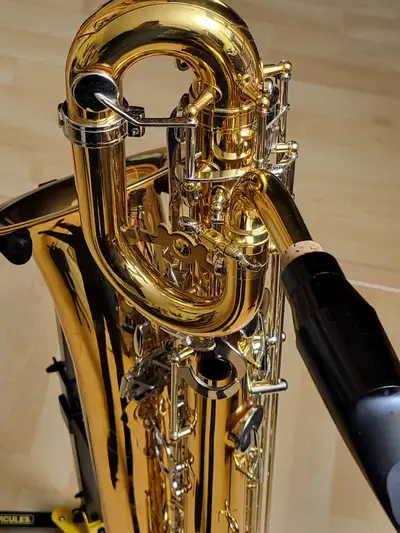 Bonjour, J'offre mon Saxophone Baryton copie Yamaha professionnel YBS-62, à l'état neuf acheté en 20...