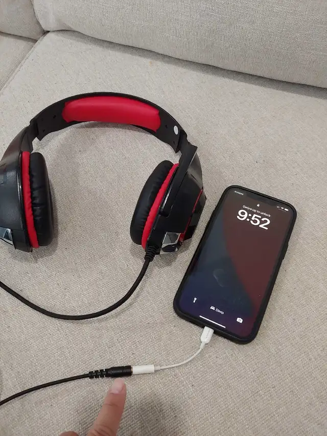 Audio connector for iPhone436100260315146240