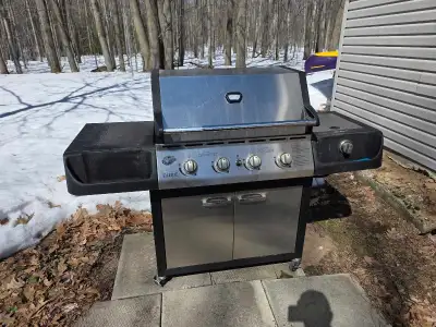 Tahoe 4 burner propane bbq, View more