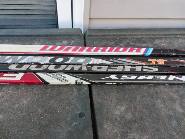 assorted sherwood hockey sticks for sale in Hockey in Markham / York Region - Image 8