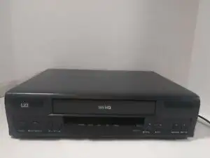 lecteur vhs sears in Video & TV Accessories in Québec City - Image 2