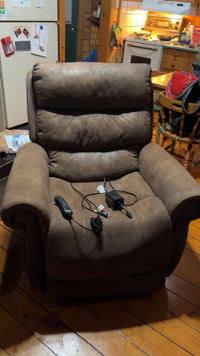 Fully electric reclining chair 