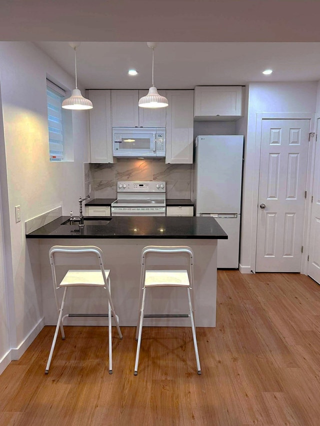 5745 Av. de Darlington — photo 2