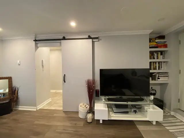 TWO BEDROOM ON MERIVALE ROAD WITH BALCONY AVAILABLE MARCH 2026