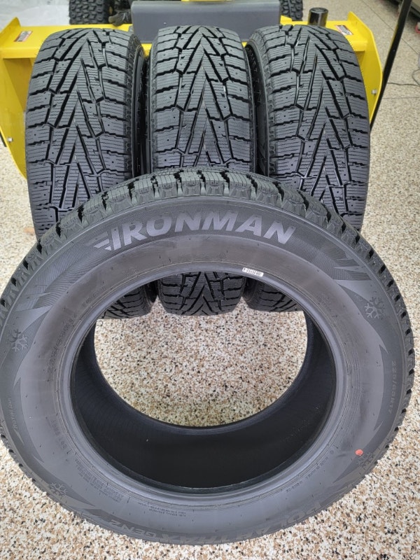 225/65/17 IRONMAN POLAR TRAC GEN2 IN NEAR NEW CONDITION Tires & Rims