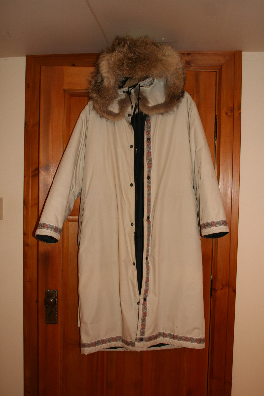 Manteaux d'hiver Kanuk dans Femmes - Hauts et vêtements d'extérieur  à Laval/Rive Nord