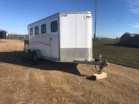 2020 Frontier 3 Horse trailer