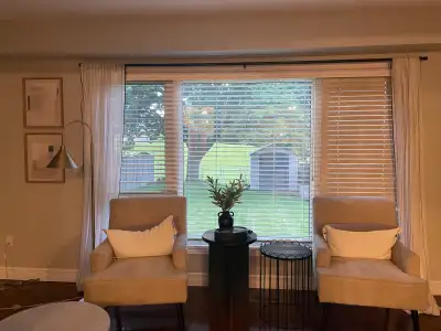 2 BHK two-story House with 3 BHK Basement Unit Major Intersection: Rossland Rd E & Wilson Rd N LOCAT...