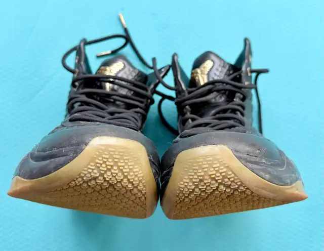Nike Kobe 10 Elite EXT High “Black/Gum” 822950-001 in Men's Shoes in Ottawa - Image 5
