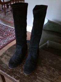 Suede Boots, Black size 7