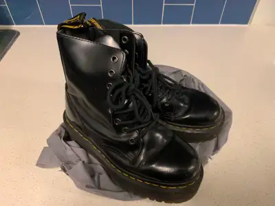  Dr. Martens Jadon Platform Boots — Black | EU 37 / US 5 Women, View more