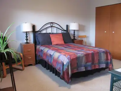 Big Bright Bedroom with Ensuite, in Scent-Free Home