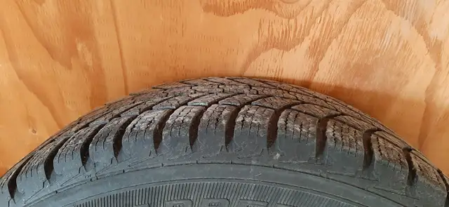 Winter tires on rims.  $500 OBO in Tires & Rims in Sudbury - Image 4