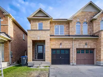 6 Beds 4 Baths House for Rent in Brampton