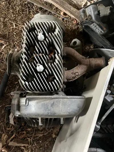 Selling some Yamaha enticer 340 parts, rolling engine, harness, clutch, other plastic pieces and odd...