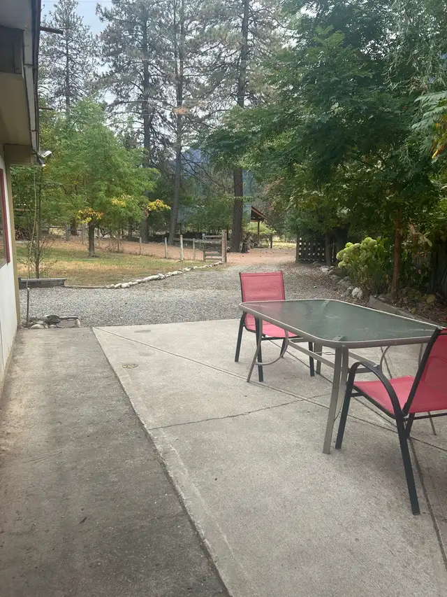 Work Assignment Rental – Furnished 2BR Near Lillooet/Lytton in British Columbia in Canada - Image 11