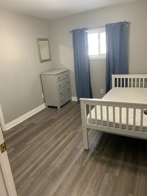 Great neighborhood. Beautiful large house. All one level. Large rooms. Family room. Dining. Share ki...