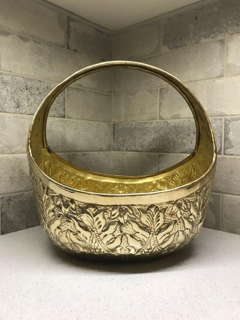 Solid Brass Basket Made In India Vintage, Beautiful design Arts
