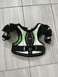 VIC hockey chest protector pad kids Large