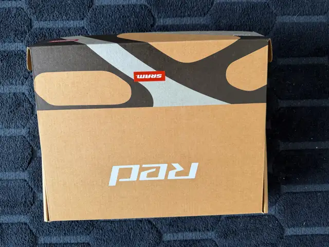 Sram Red Road  170mm carbon cranks in Frames & Parts in Calgary - Image 5