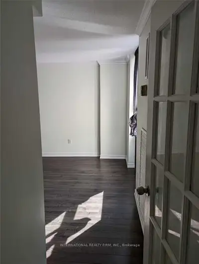 3 Bedroom 2 Full Bathroom Condo For Rent