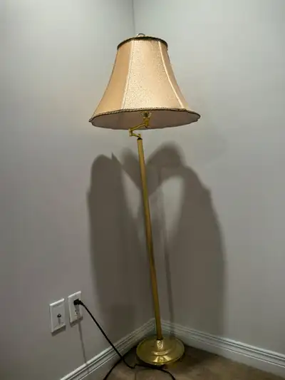Floor lamp – brightness adjustable, View more