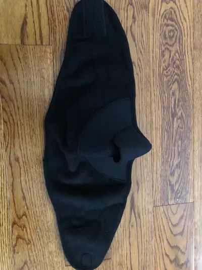 Vintage SKI-DOO neck gaiter with venting at the neck cover and Velcro to adjust the fit Cash only. P...