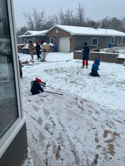 2 bedroom 1 bathroom kitchen dinning room