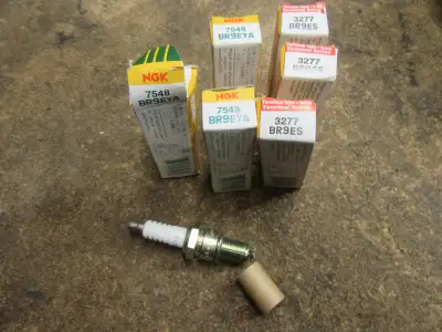 6 SPARK PLUGS - NEW, View more