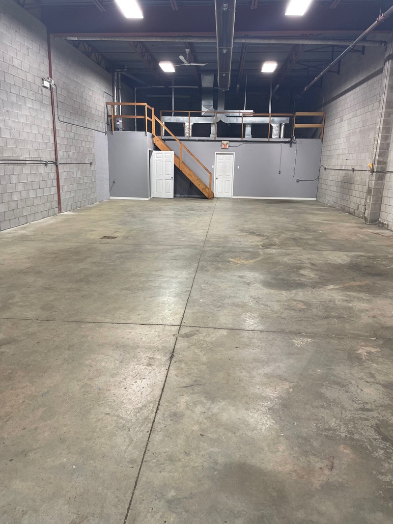 Indoor heated/ventilated/secure storage space Classic Cars Hamilton