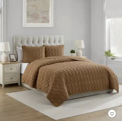 VCNY King Size Quilt, View more